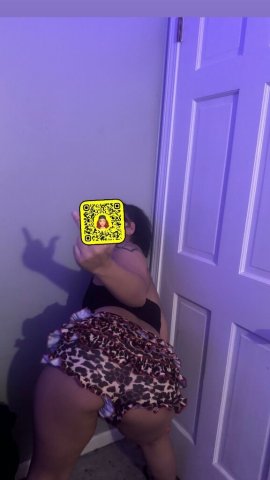 Birmingham Female Escort — dinner dates, FaceTime & content - 1