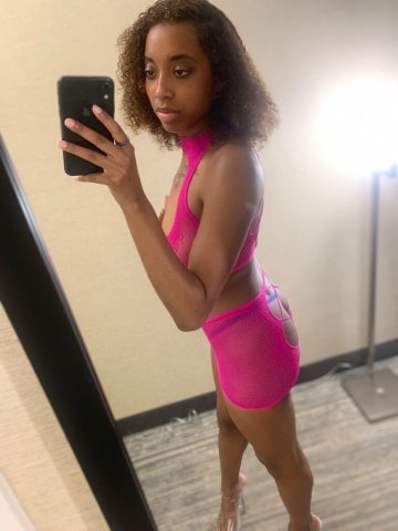 Beaumont Petite Luxury Escort — massages + verified FaceTime - 1