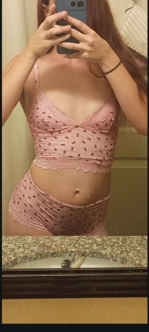 Sweet Petite Treat (I AM A WOMAN!! - 1