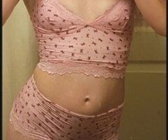 Memphis escorts - Sweet Petite Treat (I AM A WOMAN!!
