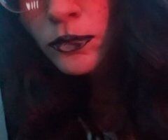 Spun tattooed fem goth tgirl looking to serve you while you serve me, outcall/carplay only!(❄🪨) - Image 6