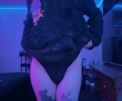 Spun tattooed fem goth tgirl looking to serve you while you serve me, outcall/carplay only!(❄🪨) - Image 7