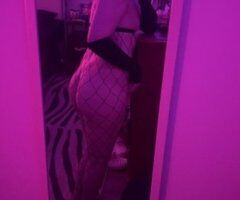 Spun tattooed fem goth tgirl looking to serve you while you serve me, outcall/carplay only!(❄🪨) - Image 8