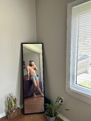 😚 - 1