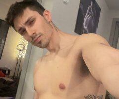 Iowa City escorts - Special offer for tonight only, Dick Queen top and bottomAvailable