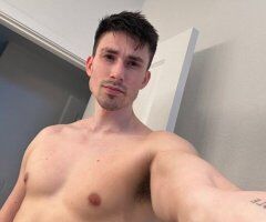 Norfolk escorts - Special offer for tonight only, Dick Queen top and bottomAvailable