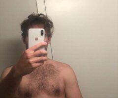 available for hook up I see women only - Image 2