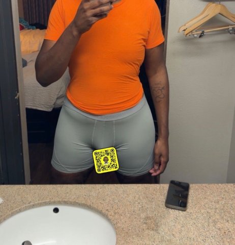 Big booty - 1