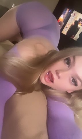 Monterey Blonde Busty Barbie Female Escort (Natural outcalls) - 1