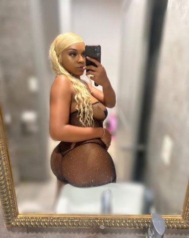 Sheila — Raleigh-Durham Female Escort (incalls & outcalls) - 1