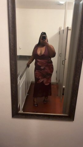 Seattle Female Escort — NURU, BDSM, outcall/cardate hosting - 1