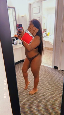 Norfolk Fun-Size Chocolate Petite Bombshell Escort - 1