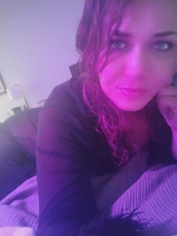 Tampa Female Escort — Curvy, Blue-Eyed Fun with Incall, Outcall, Video Dates - 1