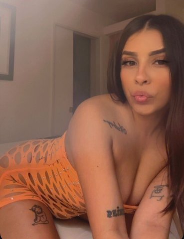 SOPHIE (22) — Latina petite escort, fetish-friendly, discreet - 1