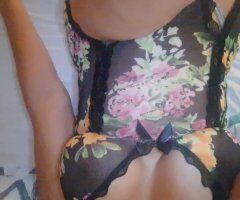Brooklyn escorts - Brooklyn Latina Cougar Escort — Voluptuous 38DD Curves (Just Passing By)