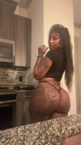 Statesboro, GA Exotic Escort — Discreet 5-star-style time together - 1