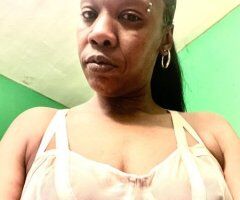 Ms Parker (46) — Buffalo NY Escort - Image 3