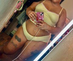Brittany — 5’5 curvy escort with jet-black hair & blue eyes (Columbus) - Image 6