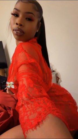 North Bay, California Caramel Beauty — Real Female Escort (Incalls/Outcalls) with CarPlay - 1