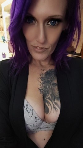 Tampa Female Escort — In-Call Only, Size Queen Services - 1