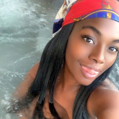 Albuquerque Female Escort — outcall only, cash only - 1