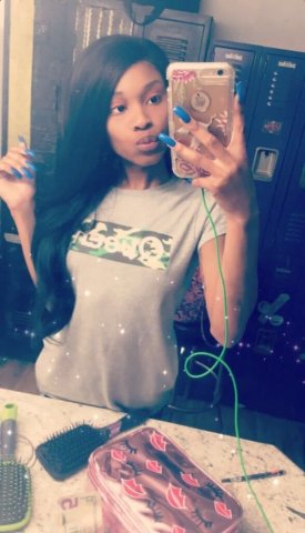 Lake Charles Fun Size & Fuller Woman Female Escort — 24/7 Specials + Outcall Deposit - 1