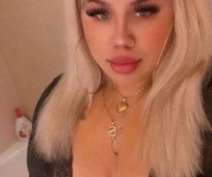 European PAWG Sophie in San Diego — green eyes, natural body - Image 3