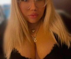 European PAWG Sophie in San Diego — green eyes, natural body - Image 6