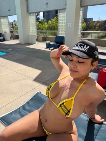 Neo (Los Angeles) 5’6 Thick Mexican/Puerto Rican Mix — Incall & Outcall - 1