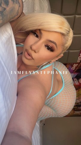 Latina/Italiana Bombshell — Step hᴇrᴇ, 26 (Monterey) | Call/Text - 1