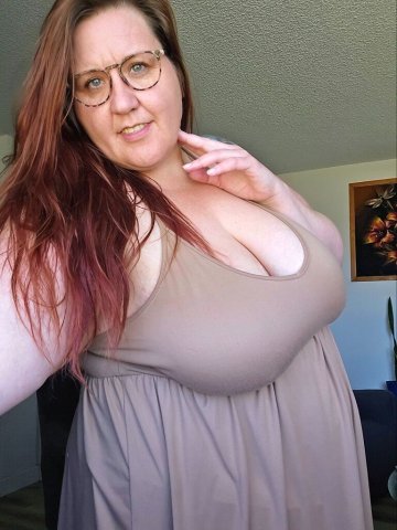Columbus, GA MILF Escort — 2-Girl Incall/Outcall & Car Date - 1