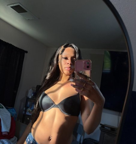 Dior — Ebony Outcall Only, Petite Honey (Concord)  - 1