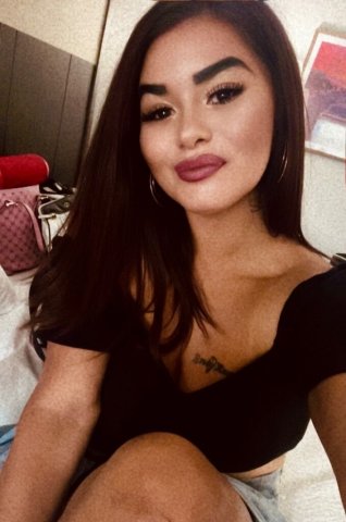 Stockton CA Female Escort — In-Call, Out-Call & Car Dates - 1