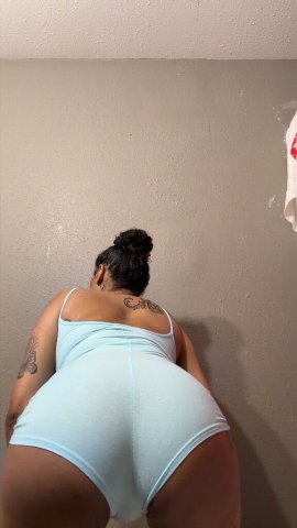 Milwaukee Female Escort — Incall & Outcall, Greek, 5'3 soft & curvy - 1
