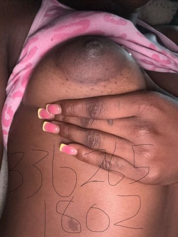 Greensboro NC Female Escort — Incalls with Blowjob, 420 Friendly - 1