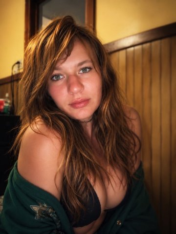 Buffalo Female Escort — BBJ, wet and juicy play - 1