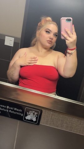 Killeen, Texas Female Escort — QV Special + Foot Shows - 1