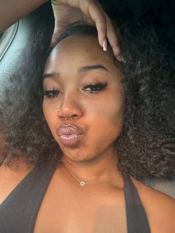Detroit, MI Asian Escort — Outcalls and Card Rates - 1