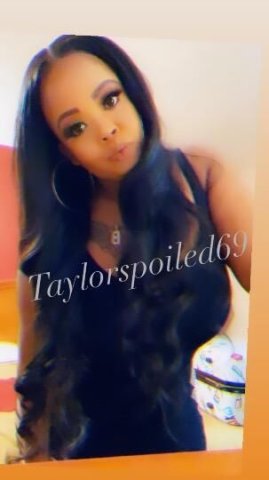 Taylor — Curvy Queen Incalls & Outcalls in Harrisburg, PA (Deposit for Outcalls) - 1