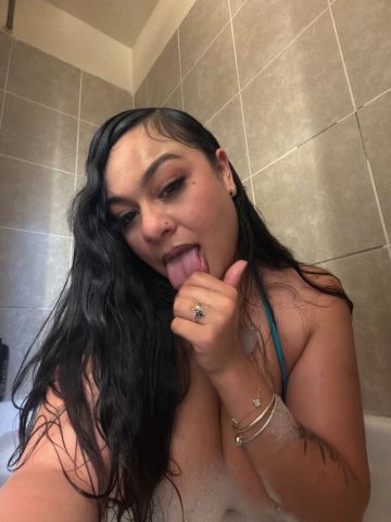 Latina Mami (21) — Mature, respectful full service with fetish-friendly play - 1