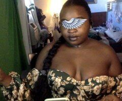 Jacksonville Female Escort for Netflix & Chill Sleepovers - Image 9