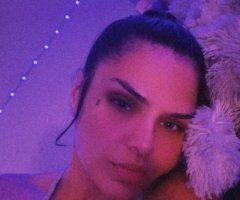 Come And See — Long-Haired Blue-Eyed Curvy Latina - Image 2