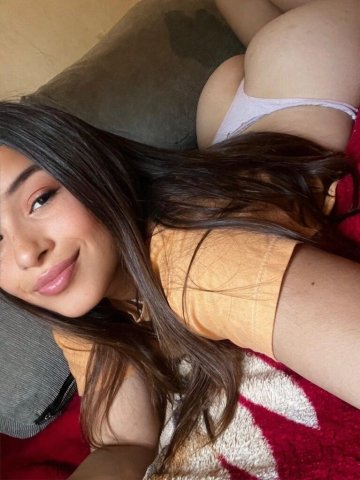 Val (19) — Athens, GA FWB + sexting & roleplay - 1