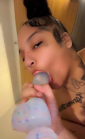 Las Vegas Fetish Escort — Slurp, Gag, Spit & Splash (24) - 1
