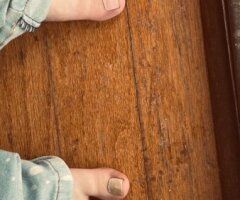 Greenville Foot Worship with Footjob Video Links - Image 5