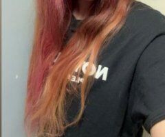 Queens Female Escort — Slim Build, Hazel Eyes, Long Hair - Image 2