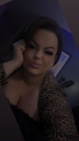 Incall Female Escort (Houston, TX) — QKV & Custom Content - 1