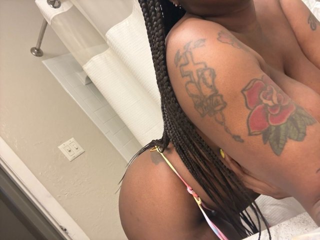 Hershey Pink (28) — Incall & Outcall in Chesapeake, VA - 1