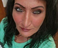 An Unrushed, Comfortable Experience with a Voluptuous Brunette - 48 - Image 7