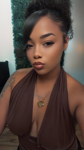 Sexy New Playmate🥂🍯 Available Now 😘 - 25 - 1
